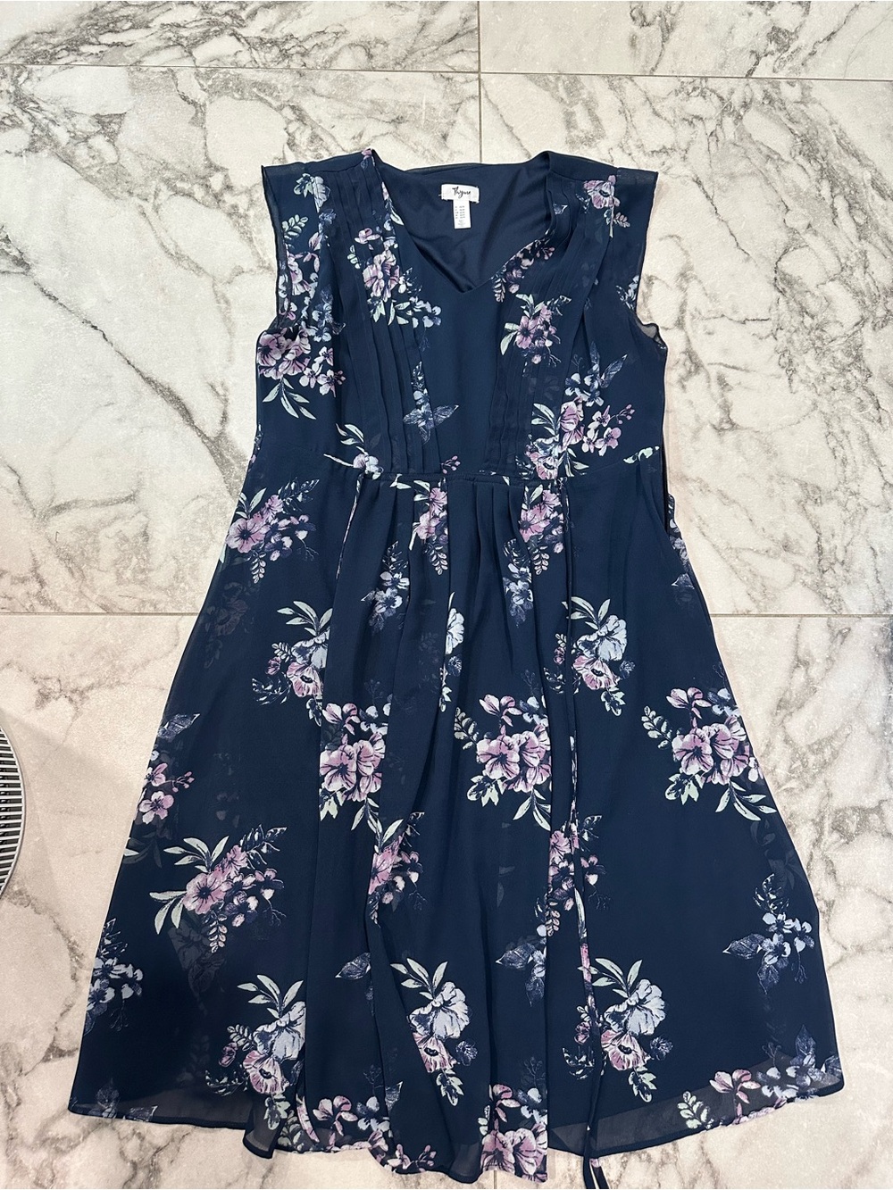 Thyme Maternity Navy Floral V-Neck Midi Dress